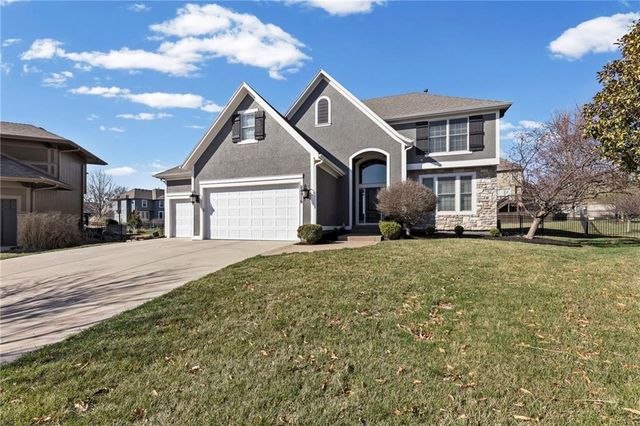 24918 W 92nd Street, Lenexa, KS 66227