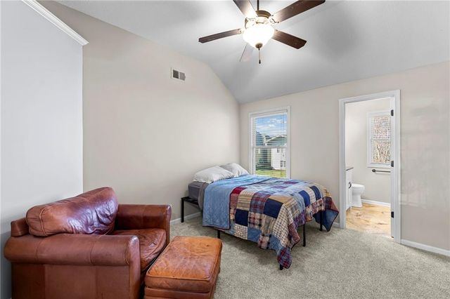 24918 W 92nd Street, Lenexa, KS 66227