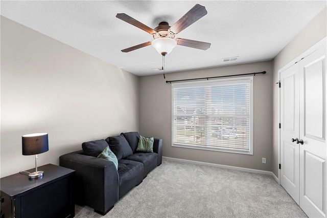 24918 W 92nd Street, Lenexa, KS 66227