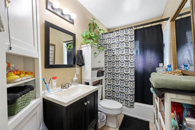 853 S 32nd St, San Diego, CA 92113