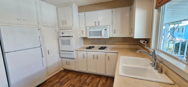 1445 S Bascom Avenue 130, San Jose, CA 95128