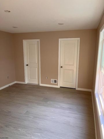 61 N 5Th St, Paterson City, NJ 07522