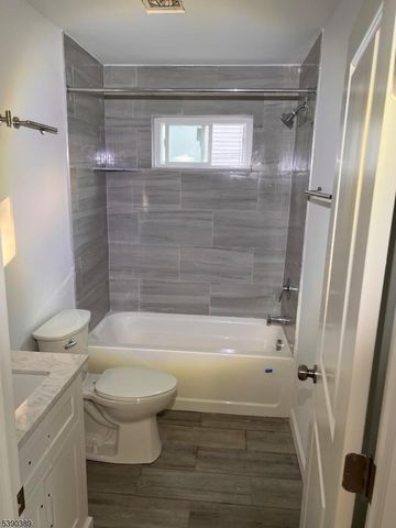 61 N 5Th St, Paterson City, NJ 07522