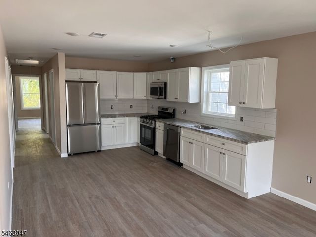 61 N 5Th St, Paterson City, NJ 07522
