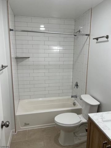 61 N 5Th St, Paterson City, NJ 07522