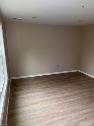 61 N 5Th St, Paterson City, NJ 07522