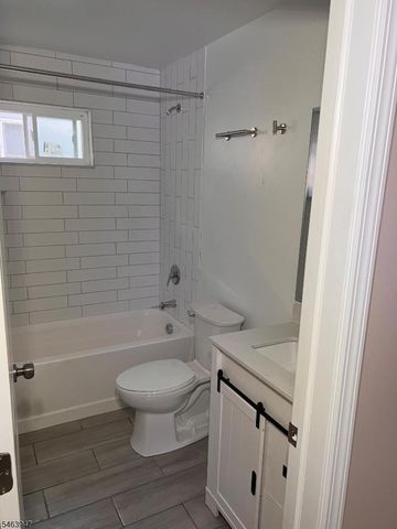 61 N 5Th St, Paterson City, NJ 07522