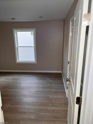 61 N 5Th St, Paterson City, NJ 07522