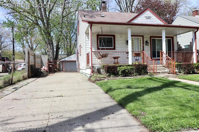 4532 Howe Road, Wayne, MI 48184