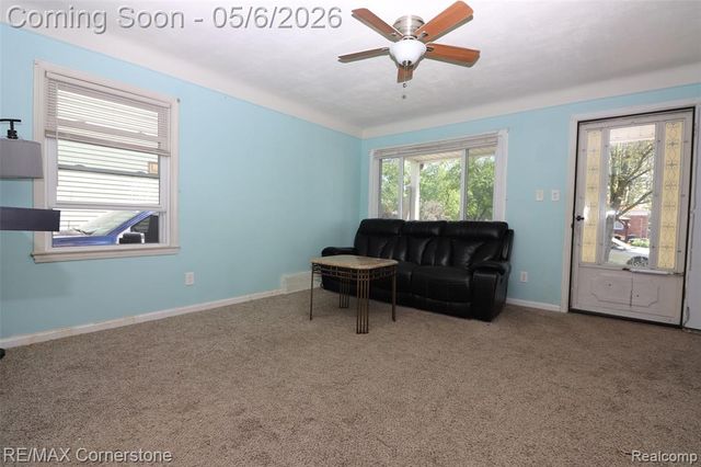 4532 Howe Road, Wayne, MI 48184