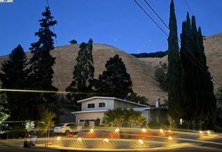 38526 Canyon Heights Drive, Fremont, CA 94536