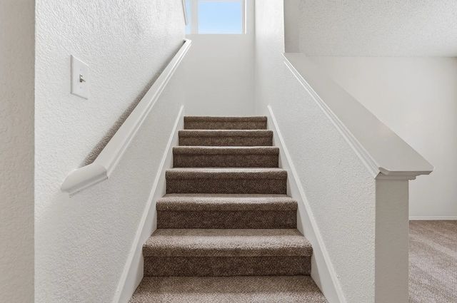 725 Parkford Lane, Arlington, TX 76001