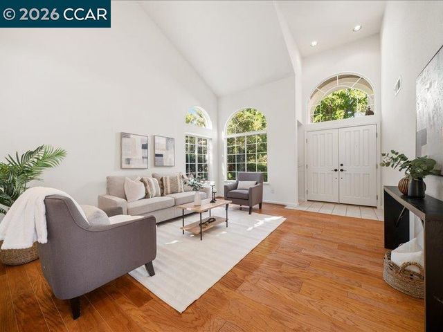 1291 Stoney Creek Dr, San Ramon, CA 94582