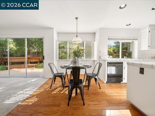 1291 Stoney Creek Dr, San Ramon, CA 94582