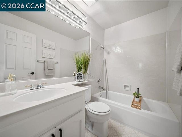 1291 Stoney Creek Dr, San Ramon, CA 94582