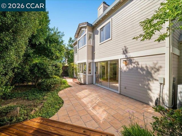 1291 Stoney Creek Dr, San Ramon, CA 94582