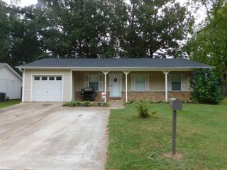 121 Rodney Gutherie Drive, Cabot, AR 72023