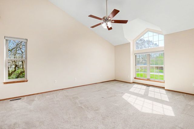 542 E Cheyenne Ct, Kechi, KS 67067