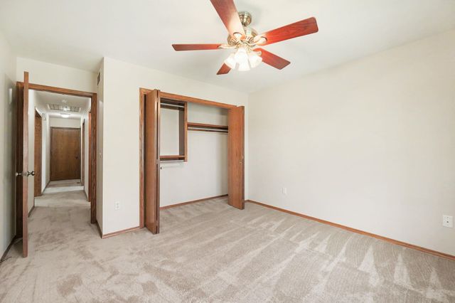 542 E Cheyenne Ct, Kechi, KS 67067