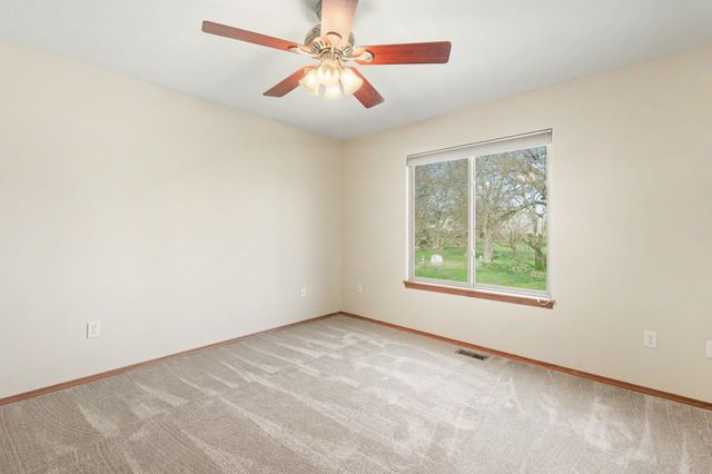 542 E Cheyenne Ct, Kechi, KS 67067