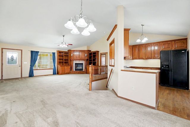 542 E Cheyenne Ct, Kechi, KS 67067