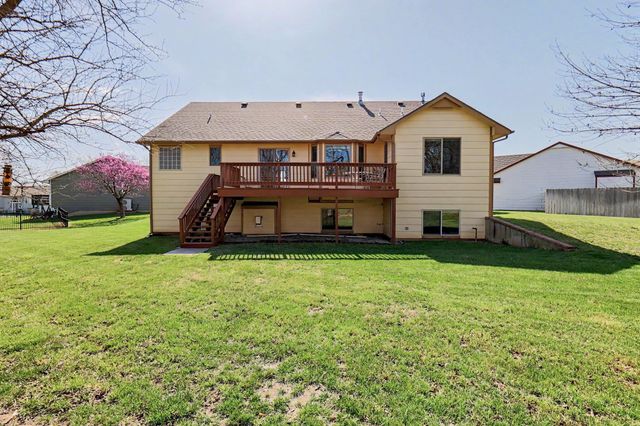 542 E Cheyenne Ct, Kechi, KS 67067