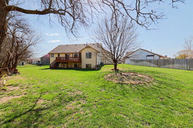 542 E Cheyenne Ct, Kechi, KS 67067