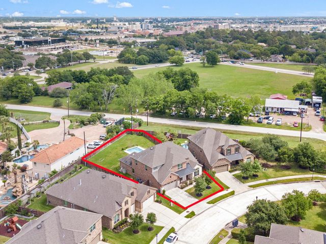 24910 Meadowthorn Crest Lane, Katy, TX 77494