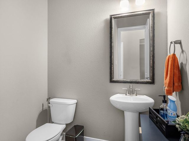24910 Meadowthorn Crest Lane, Katy, TX 77494