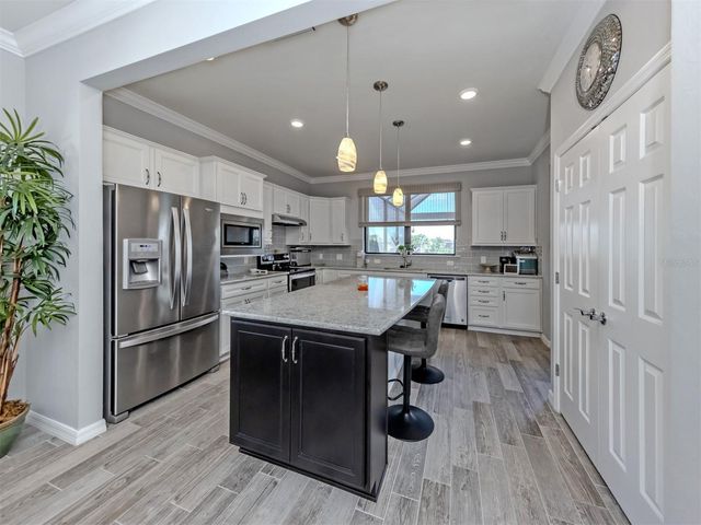 13858 CAMPOLEONE STREET, Venice, FL 34293