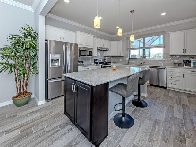 13858 CAMPOLEONE STREET, Venice, FL 34293