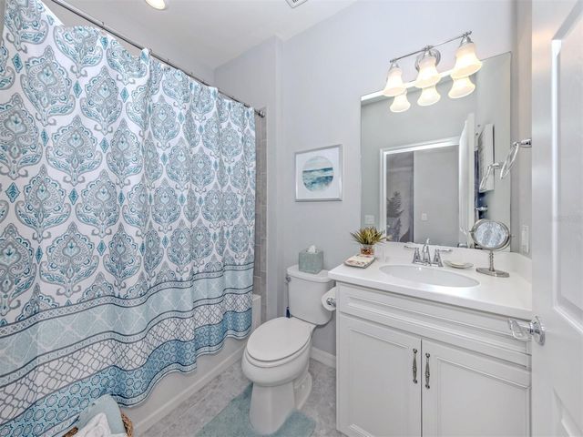 13858 CAMPOLEONE STREET, Venice, FL 34293