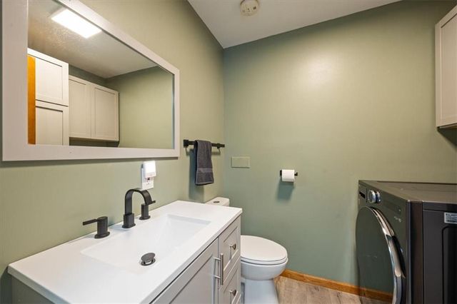 8230 W 99th Street, Overland Park, KS 66212