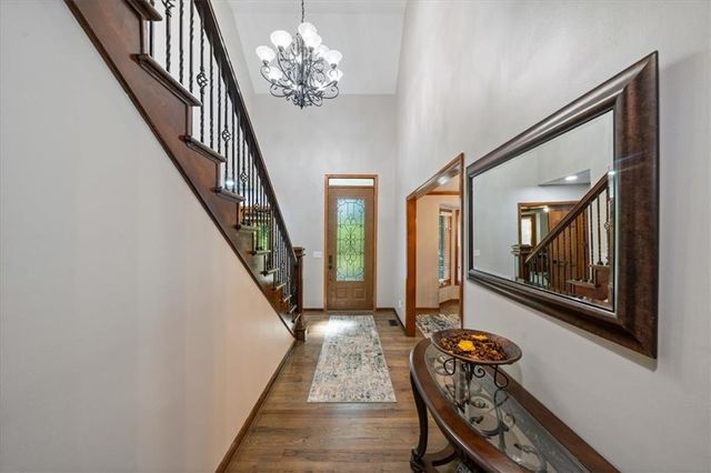 8230 W 99th Street, Overland Park, KS 66212