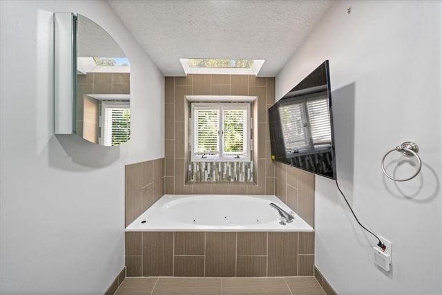 8230 W 99th Street, Overland Park, KS 66212
