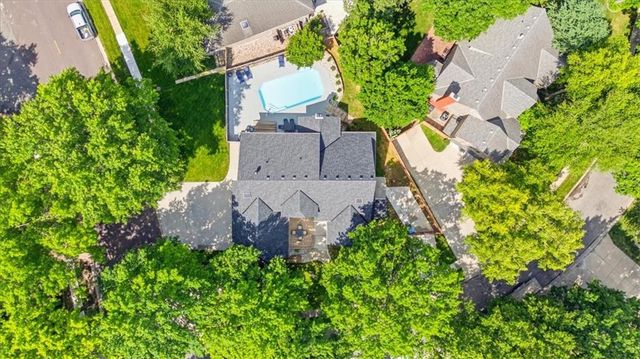 8230 W 99th Street, Overland Park, KS 66212
