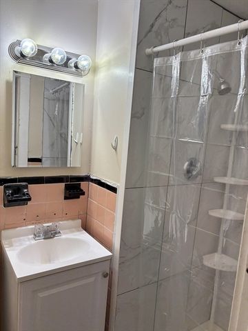 5 Braemore Road 10, Boston, MA 02135