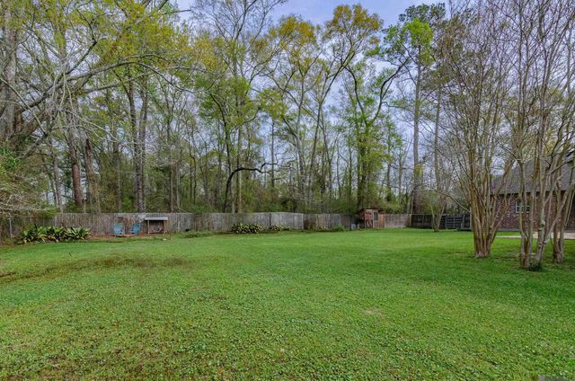 7681 Amite Church Rd, Denham Springs, LA 70706