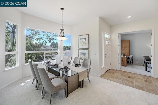 587 High Eagle Ct, Walnut Creek, CA 94595