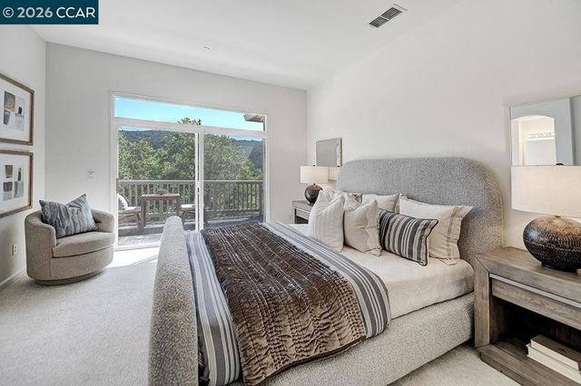 587 High Eagle Ct, Walnut Creek, CA 94595
