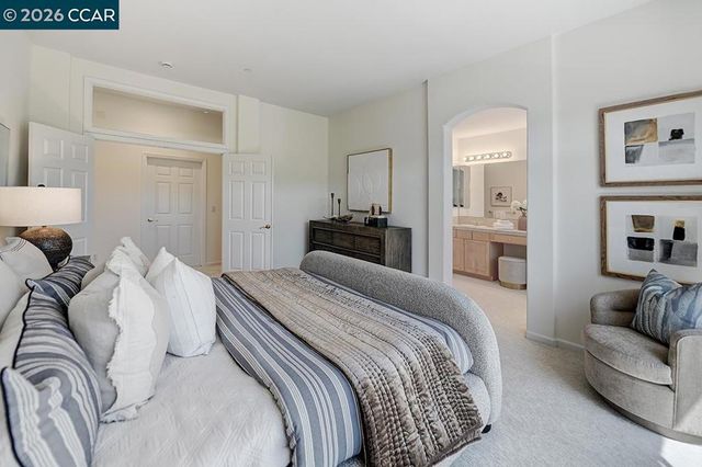 587 High Eagle Ct, Walnut Creek, CA 94595