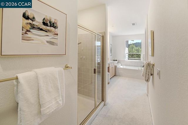 587 High Eagle Ct, Walnut Creek, CA 94595