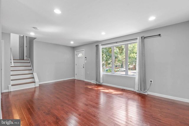 3728 DIANNA RD, Suitland, MD 20746