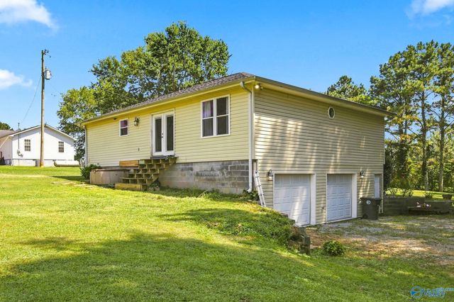 300 County Road 1292, Vinemont, AL 35179
