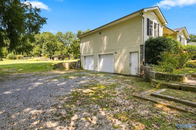 300 County Road 1292, Vinemont, AL 35179
