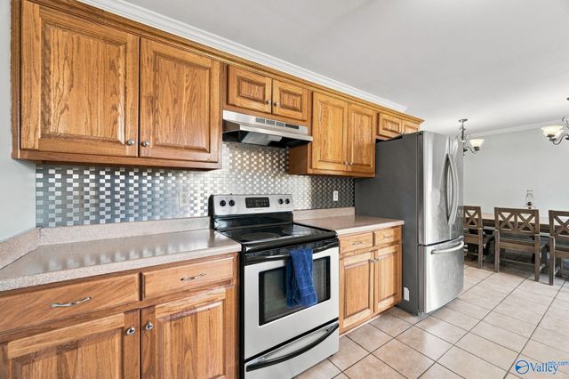 300 County Road 1292, Vinemont, AL 35179