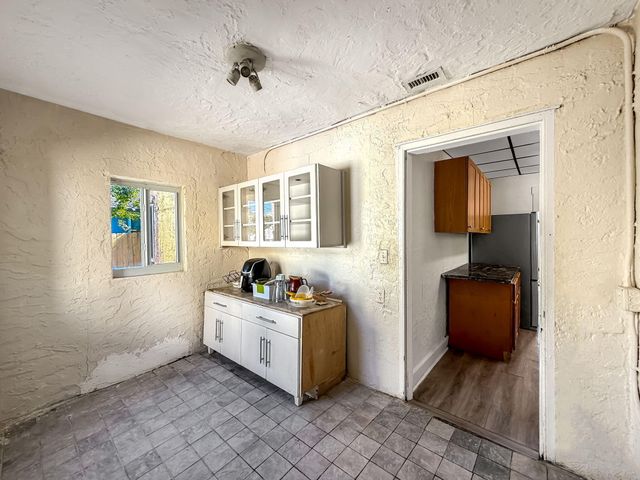 619 30th Street, West Palm Beach, FL 33407