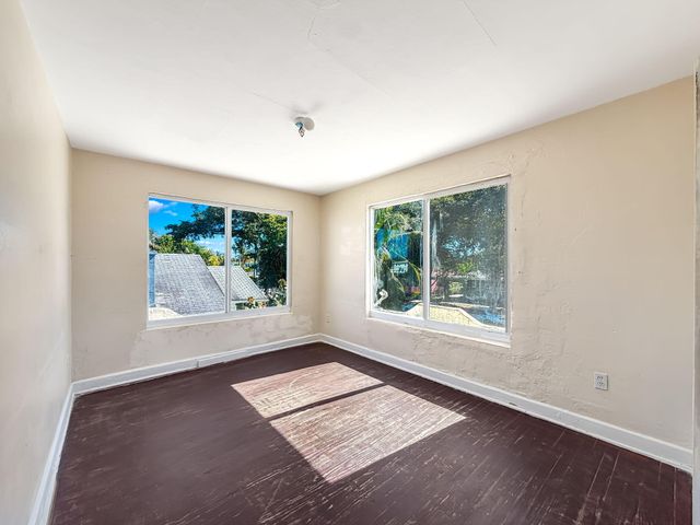 619 30th Street, West Palm Beach, FL 33407