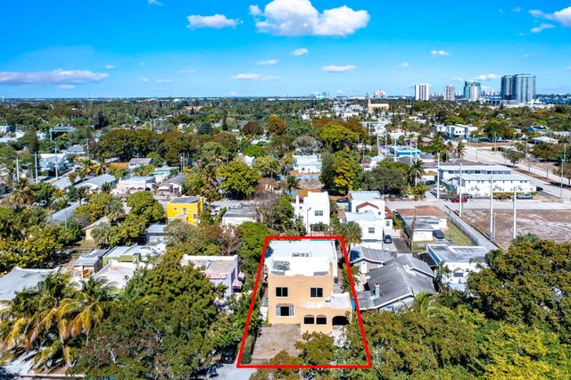 619 30th Street, West Palm Beach, FL 33407