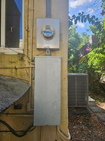 619 30th Street, West Palm Beach, FL 33407